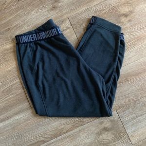 Under Armour Women’s Crop Pants!